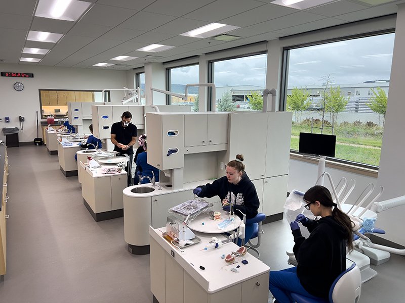 dental assisting bays