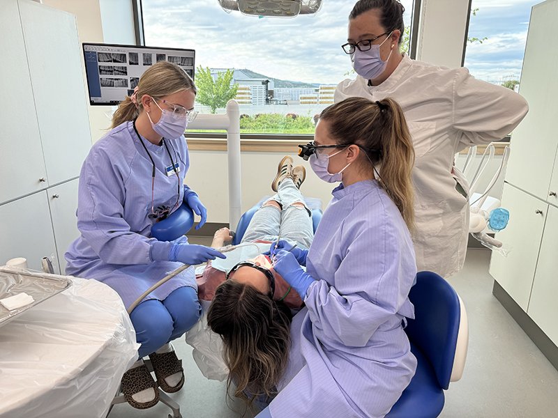 dental hygiene students