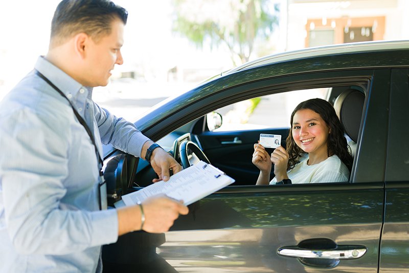 drivers ed student